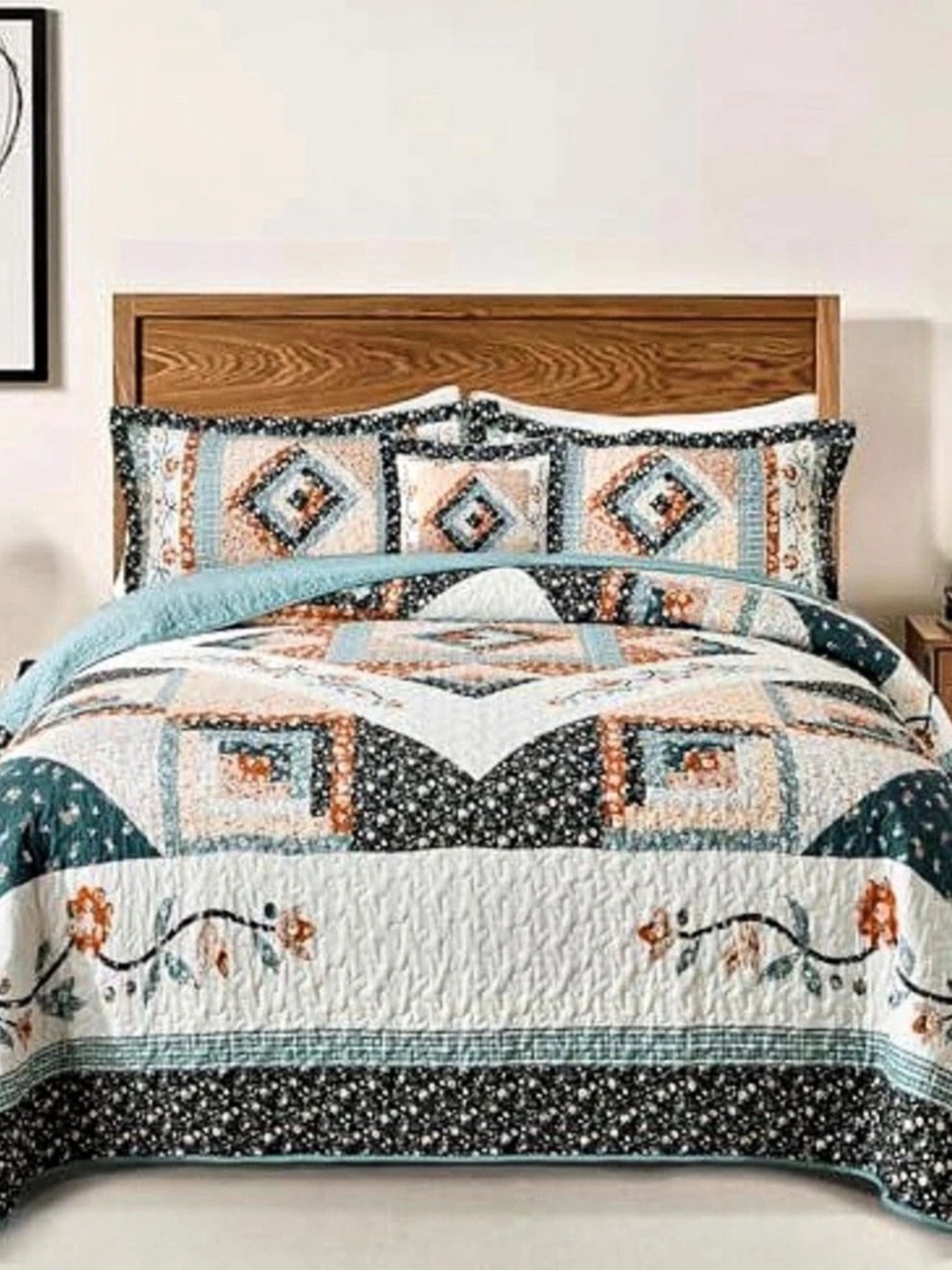 Geometric Quilt in White & Blue